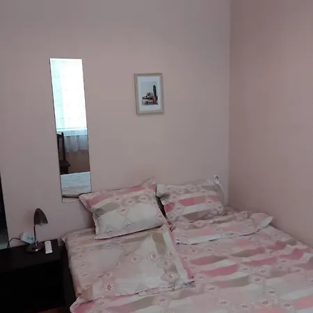 Apartman Center And *